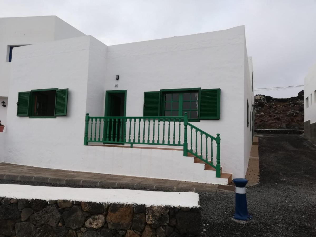 Villa Ocean Sunshine à Orzola Extérieur photo
